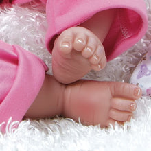 Load image into Gallery viewer, Sarah Safari
