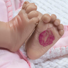 Load image into Gallery viewer, Sweet Kisses
